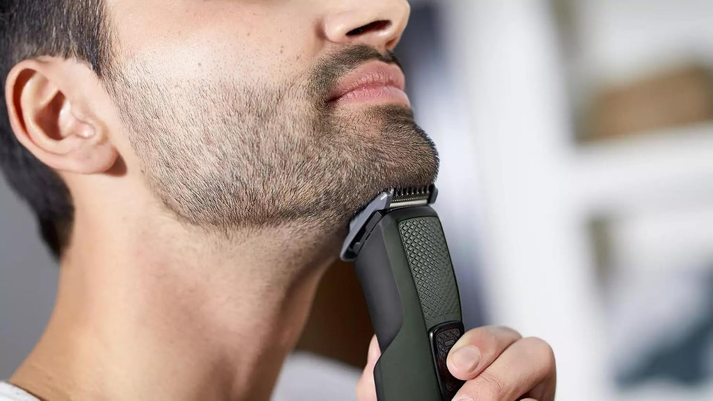 Philips Corded Electric BT1230/15 Skin-friendly Beard trimmer for Men, Dura Power Technology, Cordless Rechargeable with USB Charging, Charging indicator, Travel lock